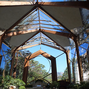 Wayfarer's Chapel Inside