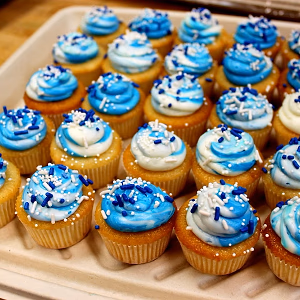 Holiday Cupcakes for Hanukkah 2