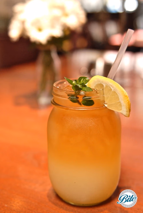 Classic Arnold Palmer cocktail 