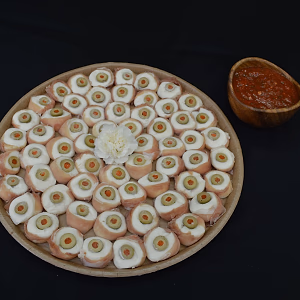 Tray of Eyeballs with Bloody Ooze | Halloween