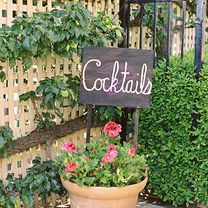 This Way For Cocktails!