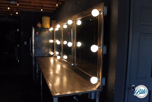Lighted Vanity Mirrors @ Smoky Hollow Studios