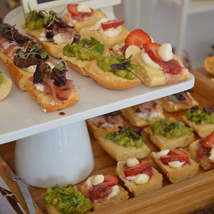 Tartines on Display