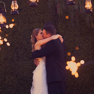 Wedding Photos - Kissing under the lanterns