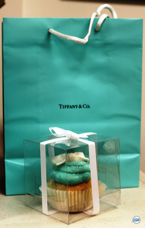 Cupcakes inspired by Tiffany and Co. 