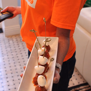 Meatball & Mozzarella w/ Marinara Sauce