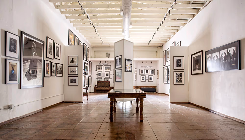 Gallery Entrance @ Mr Musichead