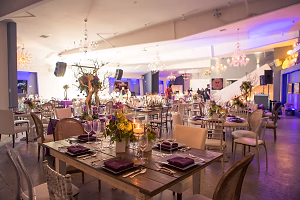 Wooden Tables @ Casa Unici