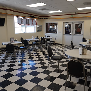 Ice Cream Parlor @ Automobile Driving Museum