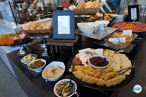 Deluxe Cheese and Charcuterie Display
