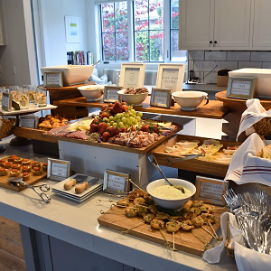 Stationary Display Setup on Kitchen Island