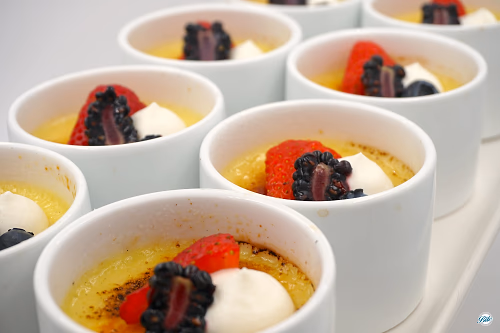 Mini creme brulee cups