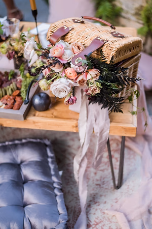 A picnic-inspired tablescape