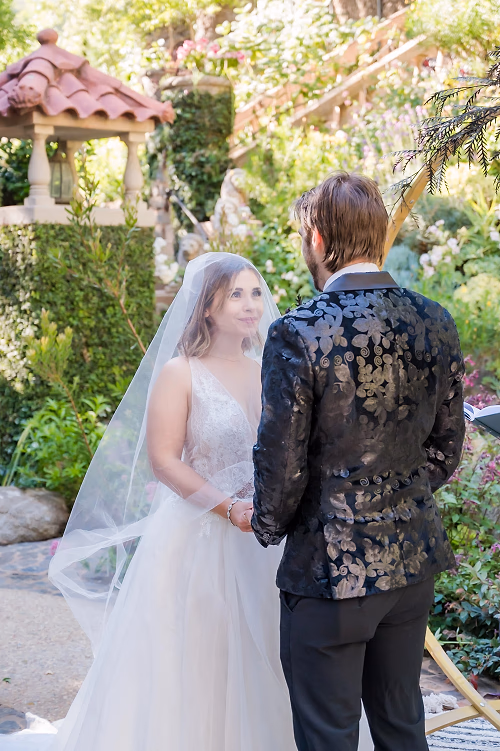Minimoney at a Houdini Estate micro-wedding