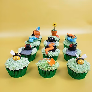 Bug themed cupcakes