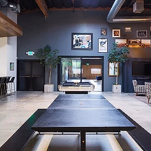 Multifunctional Meeting Room