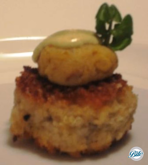 Creole Crabcake with Honey Mustard Remoulade