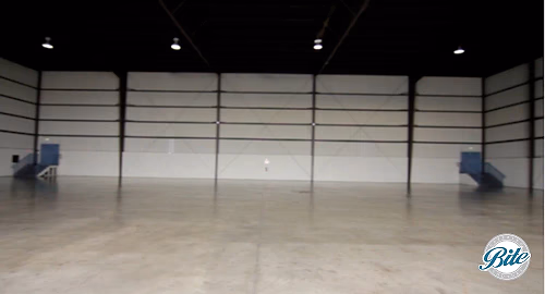 Interior (undecorated) @ Hangar 8
