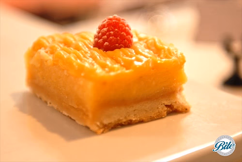Lemon Bar with Raspberry
