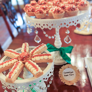 Irish Shortbreads and Caramelized Apple Tarts