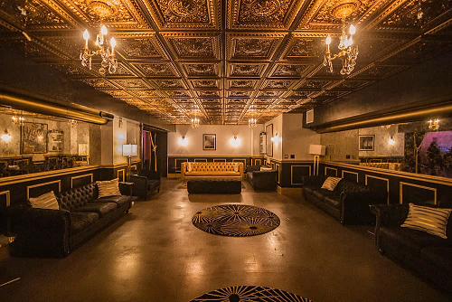 Private Lounge