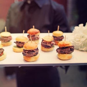 Mini Shiraz Marinated Lamb Burgers