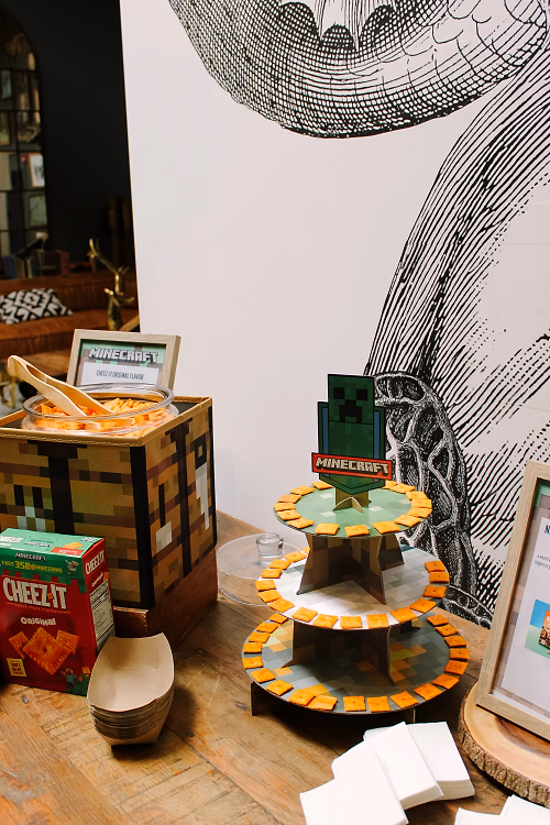 Minecraft Cheezit Display