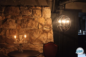 Newhall Mansion Groom's Suite