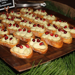 Backyard BBQ Party Edamame Hummus Crostini