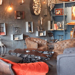 Voila Gallery Gallery Wall Lounge