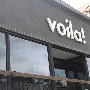 Voila Gallery Street Front