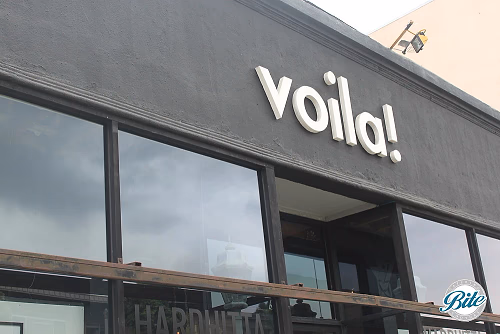 Voila Gallery Street Front